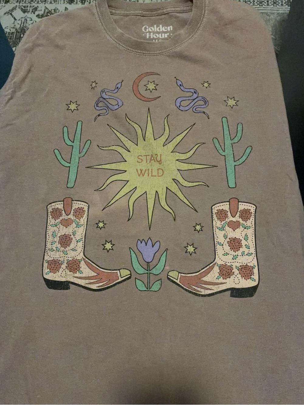 "Stay Wild" Short Sleeve Graphic Tee - Brown